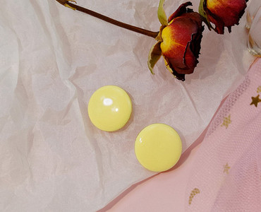 Női kis fülbevaló négy színben