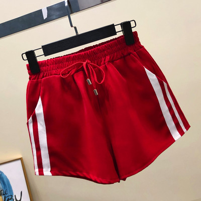 Καθημερινά γυναικεία σορτς με κορδόνια σε λευκό, μαύρο και κόκκινο χρώμα