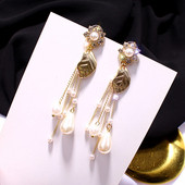 Női felső fülbevaló arany színű kövekkel