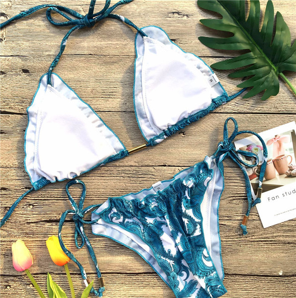 Стилен бански костюм с  триъгълно горнище 