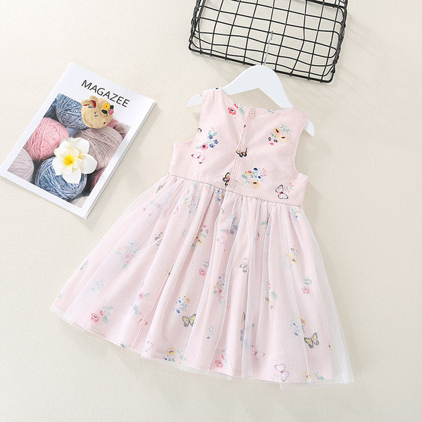 Testre szabott gyerekruha rátéttel és tüllel lányoknak