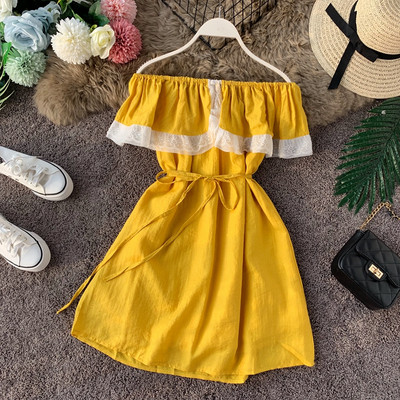 Σύγχρονό γυναικείο φόρεμα με δαντέλα και γραβάτες σε τέσσερα χρώματα