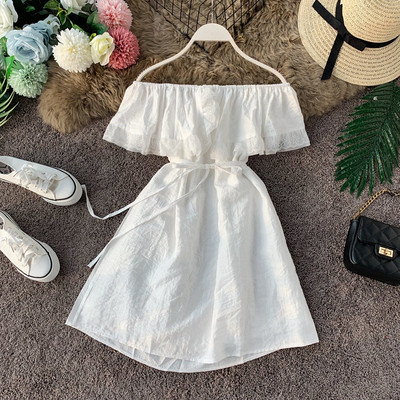 Σύγχρονό γυναικείο φόρεμα με δαντέλα και γραβάτες σε τέσσερα χρώματα