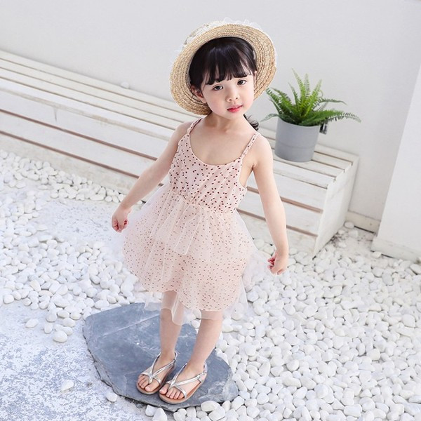 Modern gyerekruha három színben vékony pántokkal