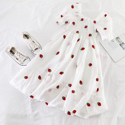 Modern női ruha rövid ujjal, színes mintával