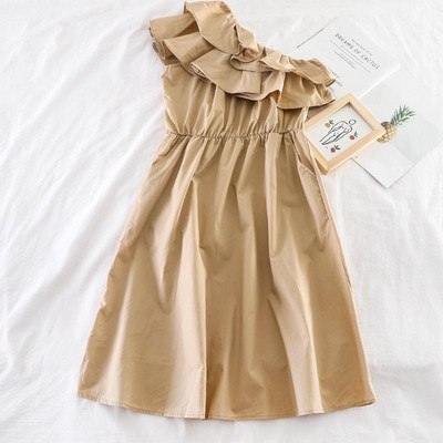 Modern női ruha négy színben, egy pánttal