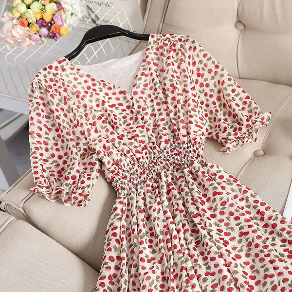 Μοντέρνο γυναικέιο  μακρύ φόρεμα σε διάφορα σχέδια