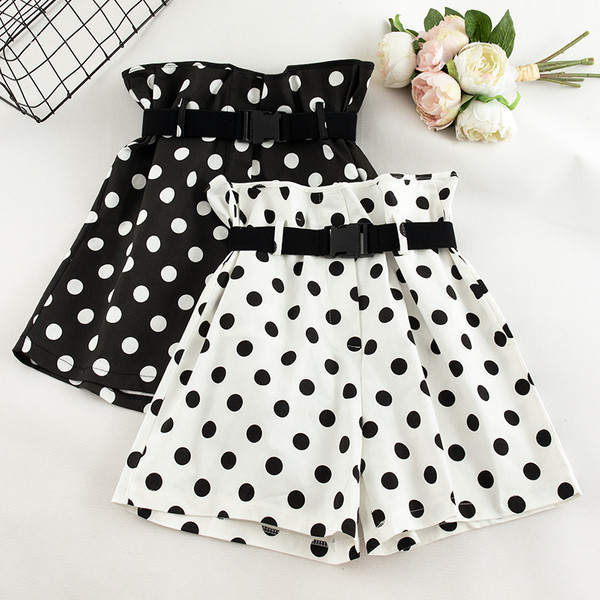 Καθημερινά  γυναικεία σορτς  με ψηλή μέση και ζώνη σε διάφορα χρώματα