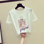 Μοντέρνο γυναικείο μπλουζάκι με ροζ και λευκό χρώμα