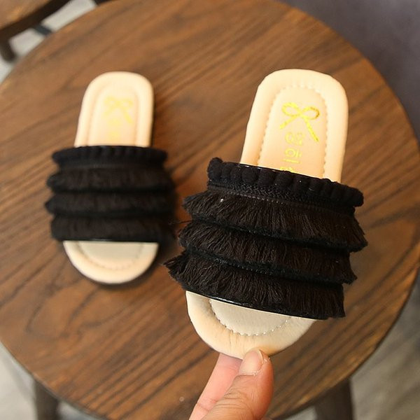 Papuci moderni pentru copii alb-negru pentru fete