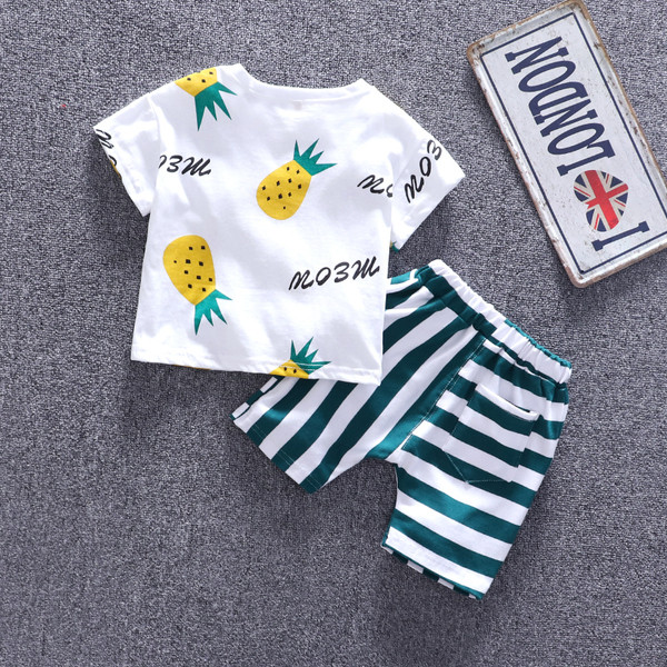 Set copii din doua piese cu aplicatie pentru baieti