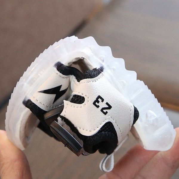 Alkalmi gyermek világító szandál fiúknak és lányoknak három színben