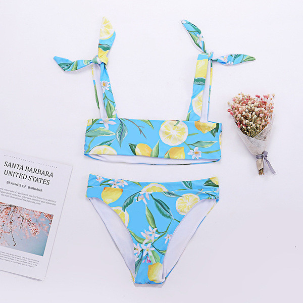 Μοντέρνο μαγιό με πολύχρωμο πριντ σε τρία μοντέλα