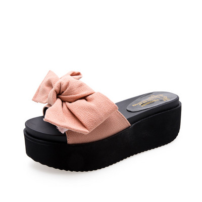 Μοντέρνες γυναικείες παντόφλες πλατφόρμας σε τρία χρώματα