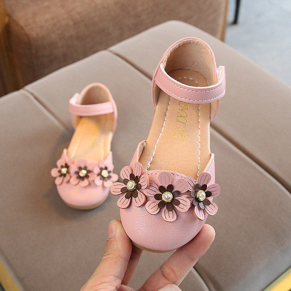 Pantofi moderni pentru copii in trei culori cu elemente 3D