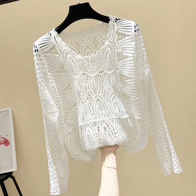 Γυναικεία μοντέρνα μπλούζα με μακριά μανίκια σε λευκό χρώμα