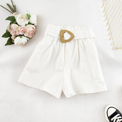 Дамски къси панталони с колан в черен,бял и бежов цвят