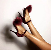 Modern női magassarkú szandál több színben