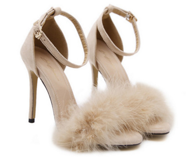 Modern női magassarkú szandál több színben