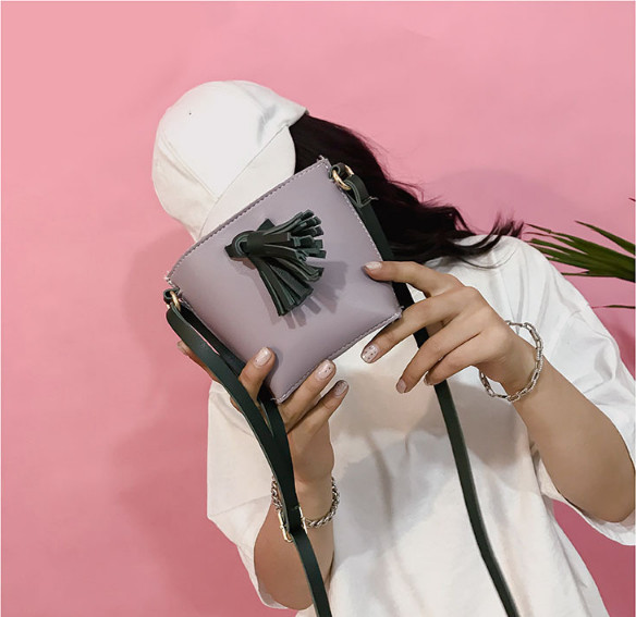 Új modell női válltáska több színben