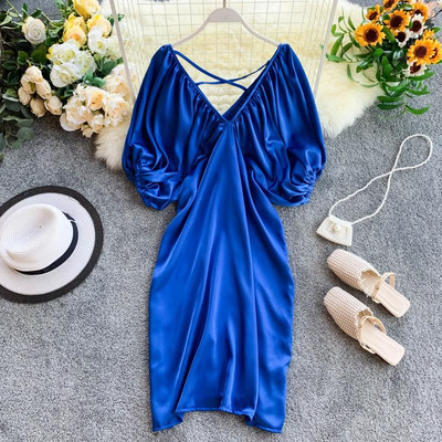 Γυναικείο φόρεμα με ντεκολτέ σε σχήμα V σε διάφορα χρώματα