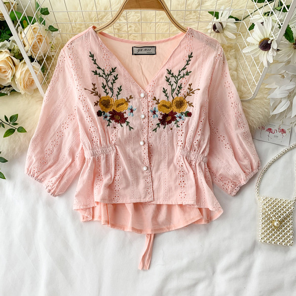 Camasa scurta de dama eleganta cu broderie in mai multe culori