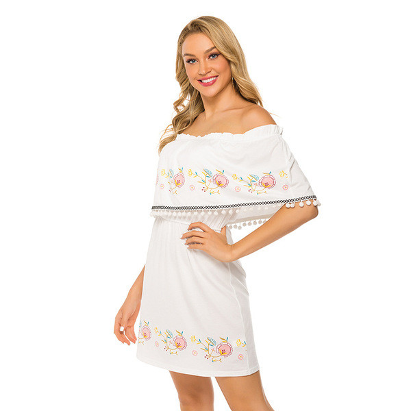 Καθημερινό γυναικείο φόρεμα  με λευκές τιράντες