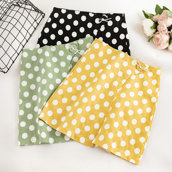 Дамска стилна пола-панталон на точки с висока талия в няколко цвята 