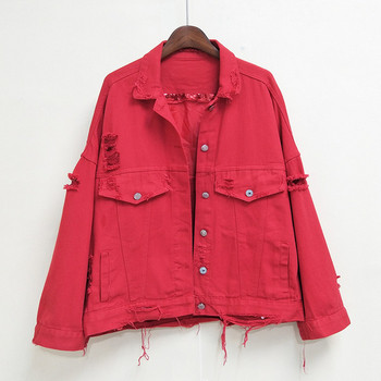 Модерно дамско дънково яке с пайети и разкъсани мотиви в черен и червен цвят 