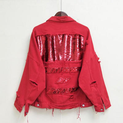 Модерно дамско дънково яке с пайети и разкъсани мотиви в черен и червен цвят 