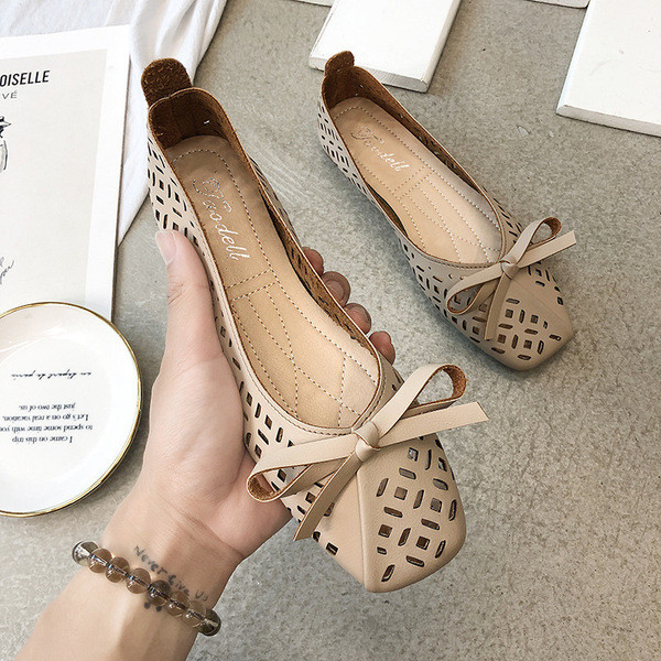 Eko bőrből készült alkalmi női cipő három színben szalaggal