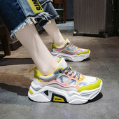 Χρωματιστά  πάνινα γυναικεία αθλητικά παπούτσια  σε δύο χρώματα