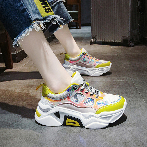 Χρωματιστά  πάνινα γυναικεία αθλητικά παπούτσια  σε δύο χρώματα