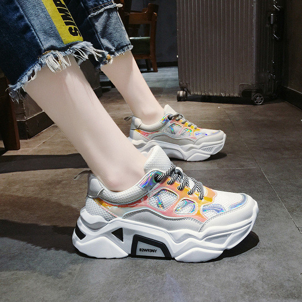 Χρωματιστά  πάνινα γυναικεία αθλητικά παπούτσια  σε δύο χρώματα