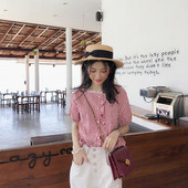 Cămașă de damă în carouri cu guler din dantelă cu mâneci scurte