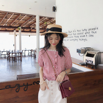 Cămașă de damă în carouri cu guler din dantelă cu mâneci scurte