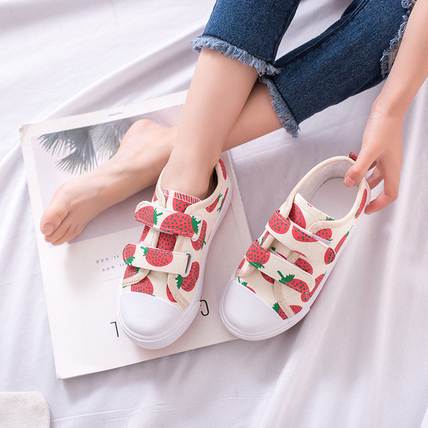 Adidași moderni pentru copii în două culori pentru fete