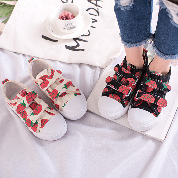 Adidași moderni pentru copii în două culori pentru fete