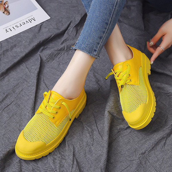 Új modell alkalmi női cipők sárga, fehér és fekete színekben