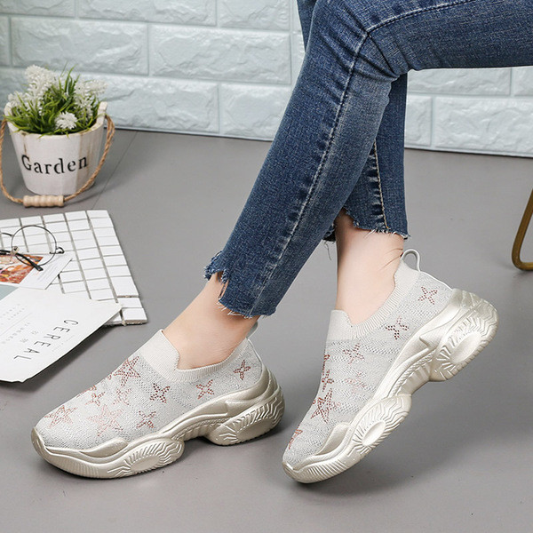 Αθλητικά γυναικεία  παπούτσια σε δύο χρώματα