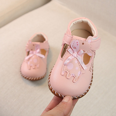Нов модел бебешки обувки в бял и розов цвят