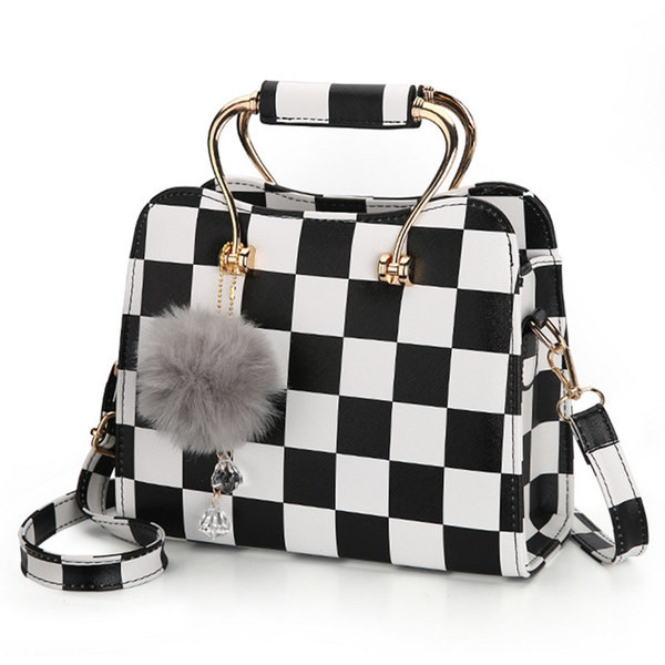 Új modell női táska fém fogantyúval és kiegészítővel