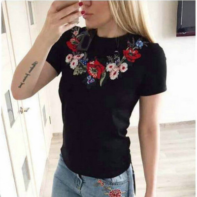 Tricou elegant de damă cu broderie în alb și negru