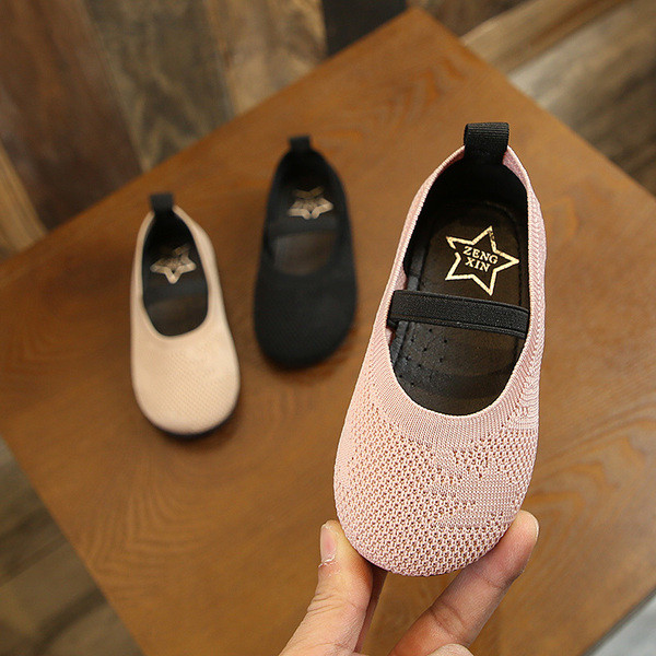 Alkalmi gyerekcipő három színben lányoknak