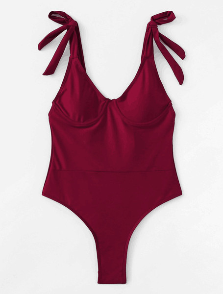 Stílusos fürdőruha megkötős három színben