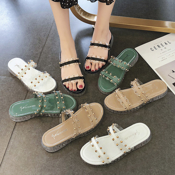 Alkalmi női papucs fém elemekkel több színben