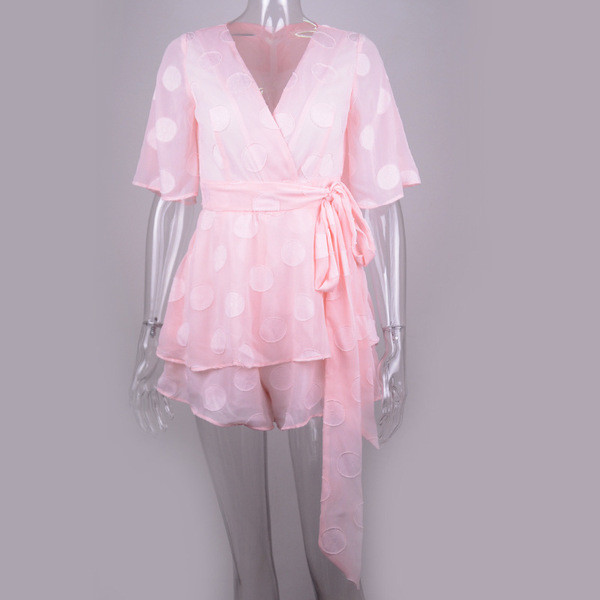 Γυναικεία κομψή κοντή σαλοπέτα  με ντεκολτέ σε σχήμα V