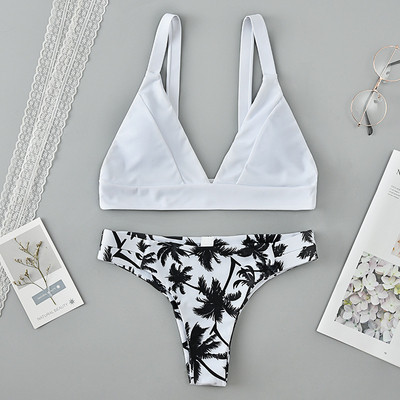 Μοντέρνο μαγιό με τριγωνικό επάνω μέρος