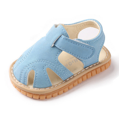 Sandale pentru bebeluși în patru culori pentru băieți și fete