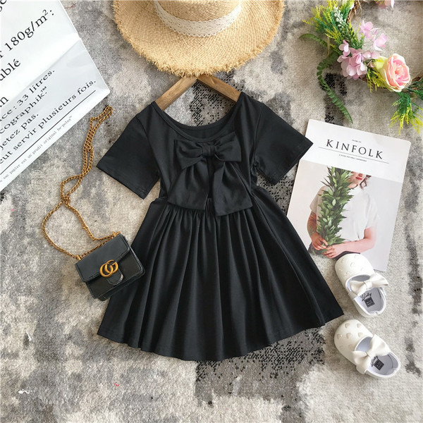 Alkalmi gyerekruha lányoknak fekete és rózsaszín színben